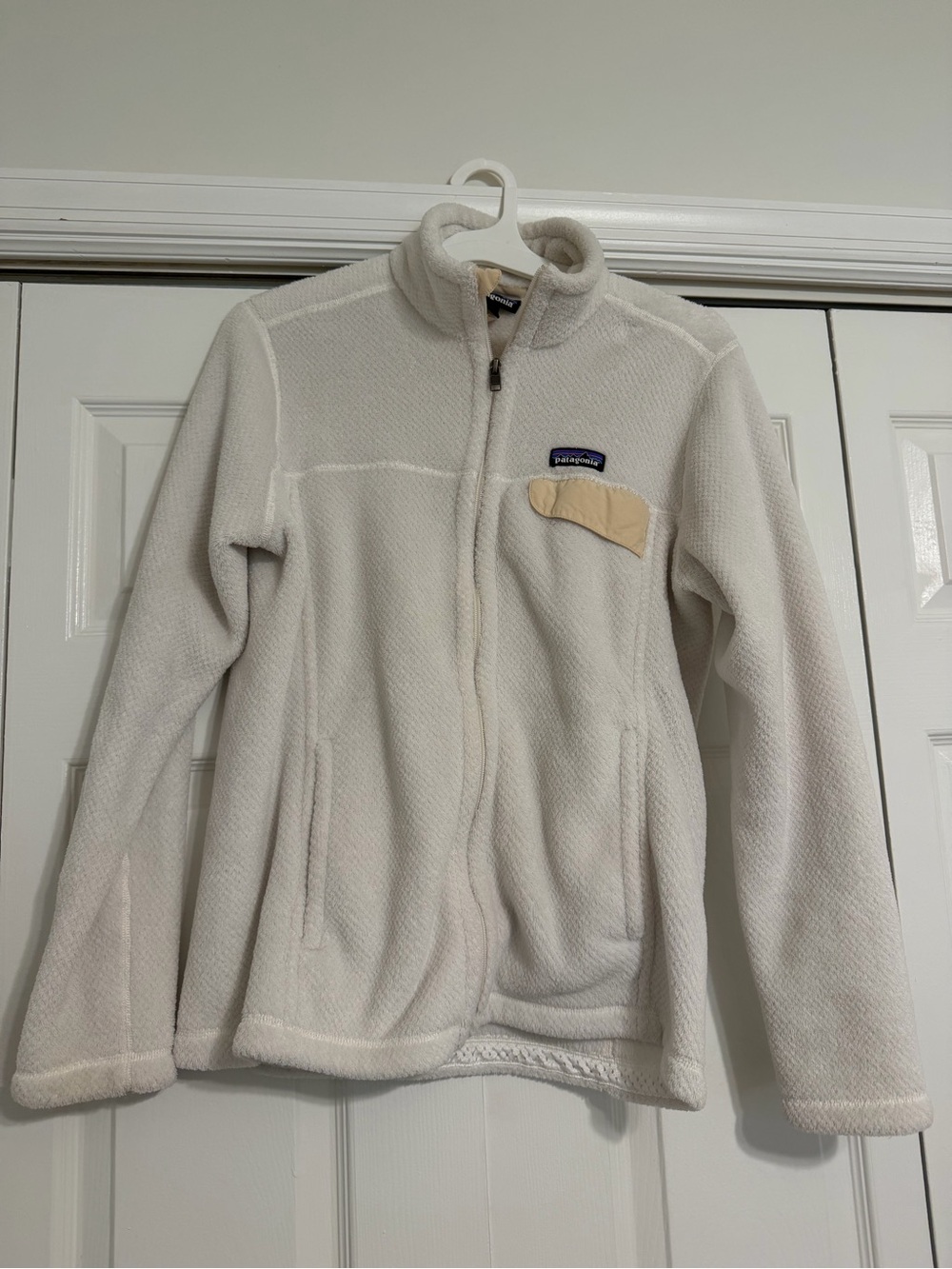 Patagonia cream/white Full-Zip Fleece Jacket with Tan Patch